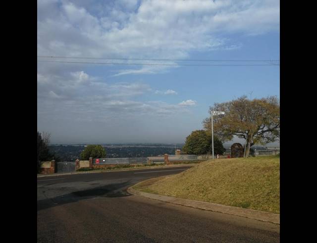 LAND FOR SALE IN WATERKLOOF RIDGE